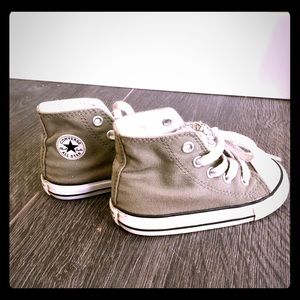 Converse Chuck Taylor High Sneaker - Toddler